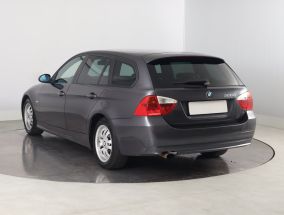BMW 3 - 2005