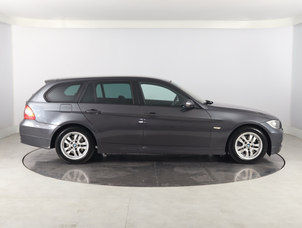 BMW 3