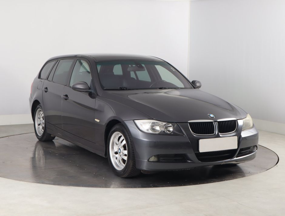 BMW 3 - 2005