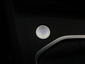 Volkswagen Golf - 2024