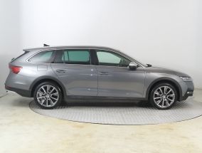 Škoda Octavia Scout - 2022