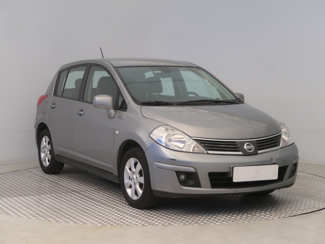 Nissan Tiida 2008
