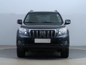 Toyota Land Cruiser - 2013