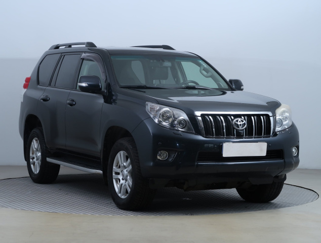 Toyota Land Cruiser 2013