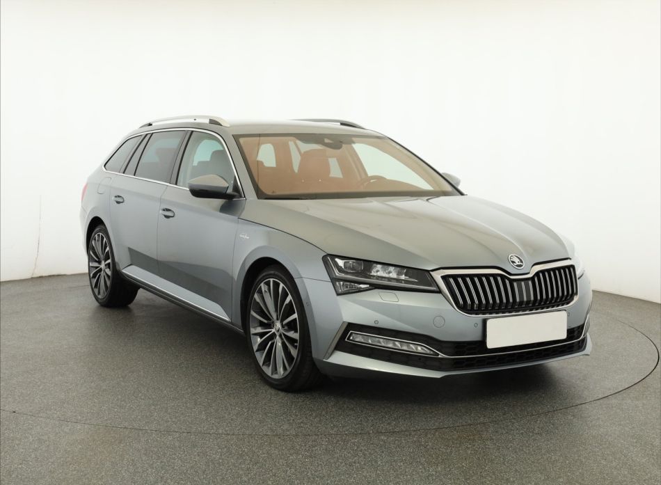 Skoda Superb - 2020