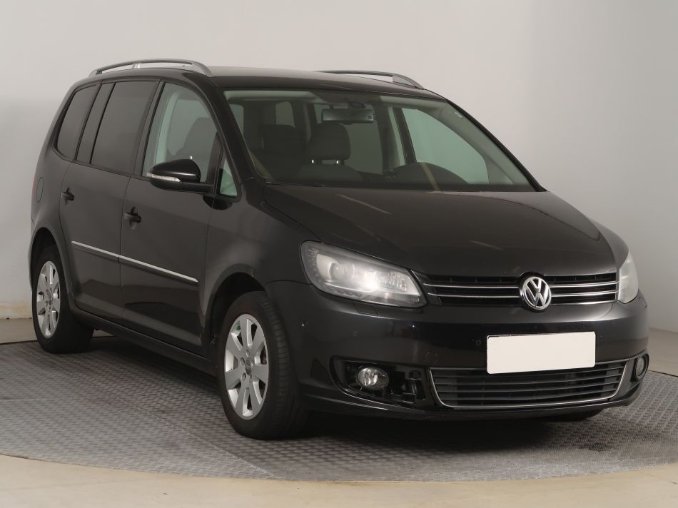 Volkswagen Touran - 2010