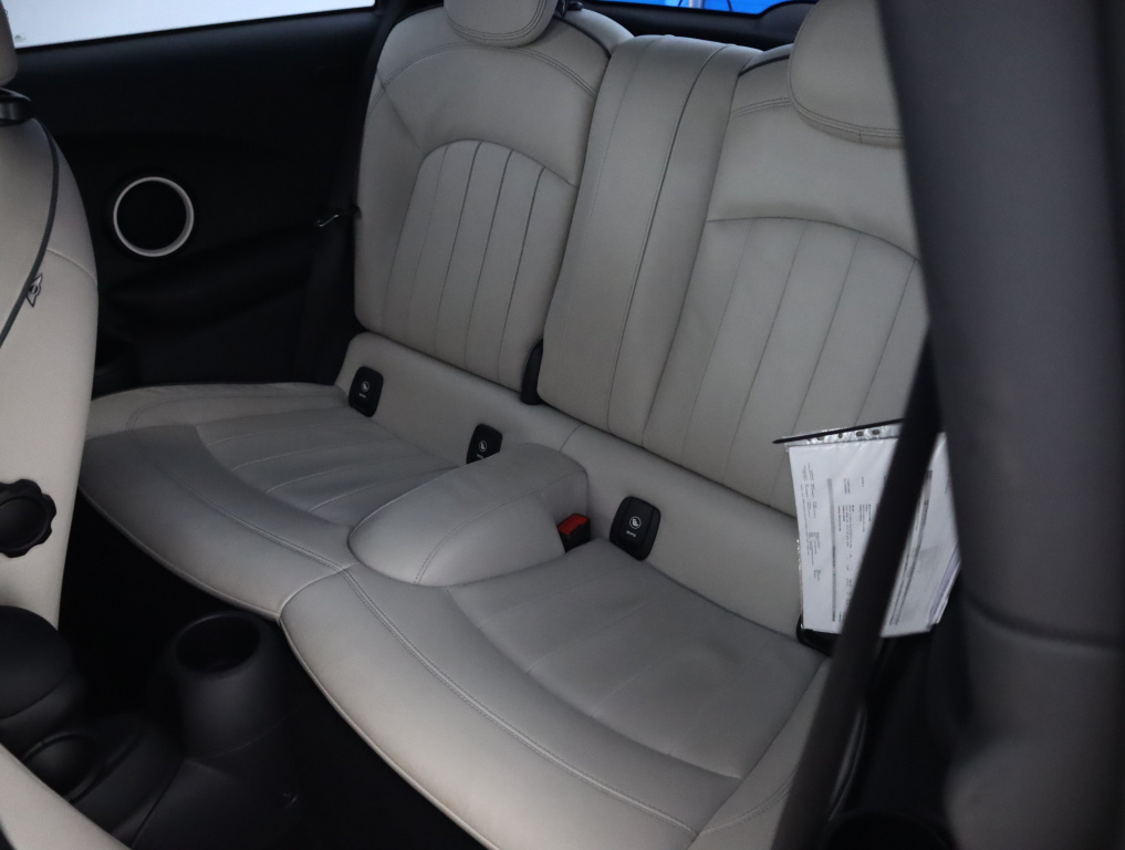 MINI 3-door