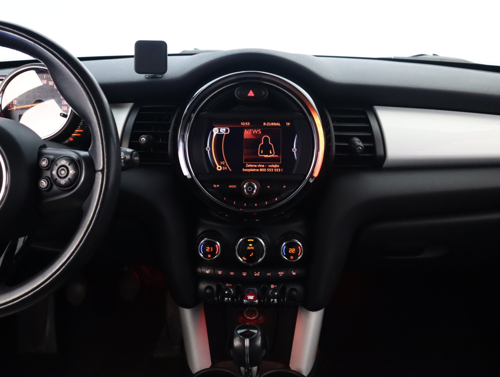 MINI 3-door