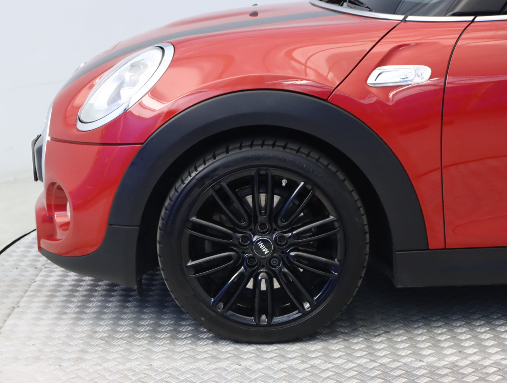 MINI 3-door
