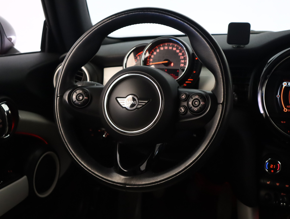 MINI 3-door