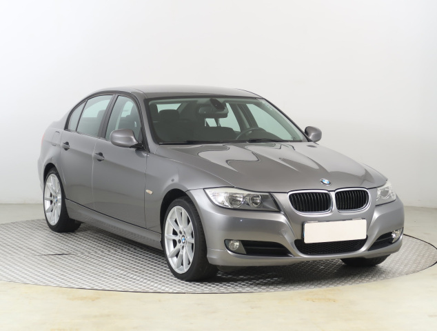 BMW 3 2010