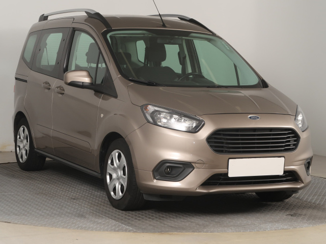 Ford Tourneo Courier 2019