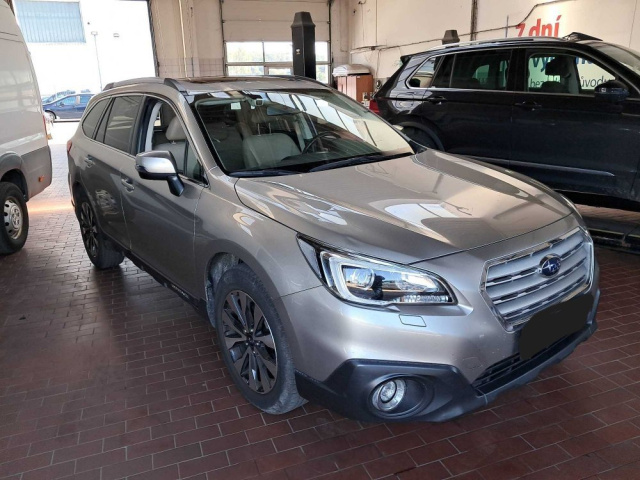 Subaru Outback 2015