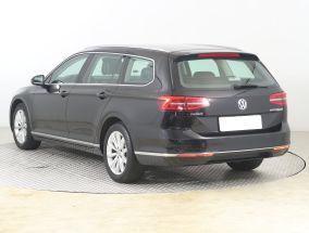 Volkswagen Passat - 2016