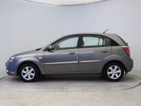 Kia Rio - 2010