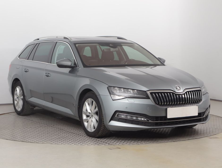Skoda Superb - 2019