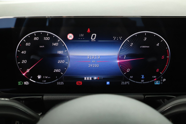 Mercedes-Benz GLA - 2024