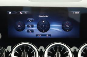Mercedes-Benz GLA - 2024