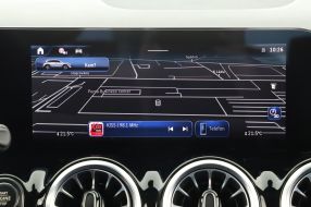 Mercedes-Benz GLA - 2024