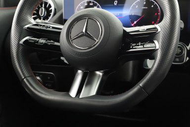 Mercedes-Benz GLA - 2024
