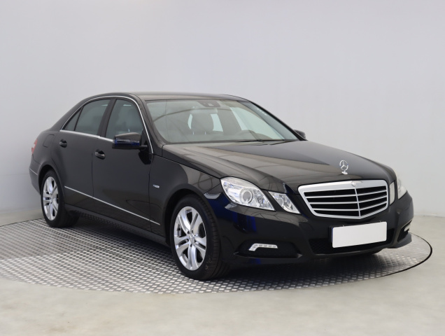 Mercedes-Benz E 2009