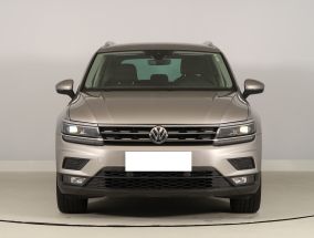 Volkswagen Tiguan - 2020