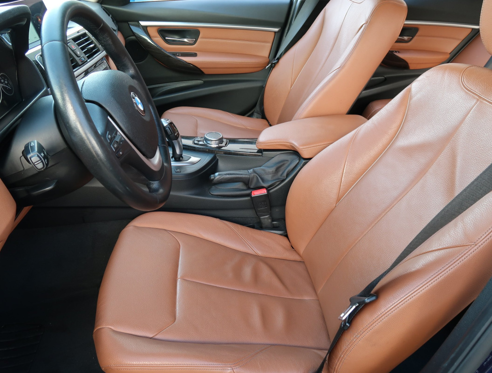 BMW 3