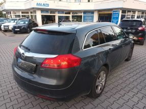 Opel Insignia - 2011