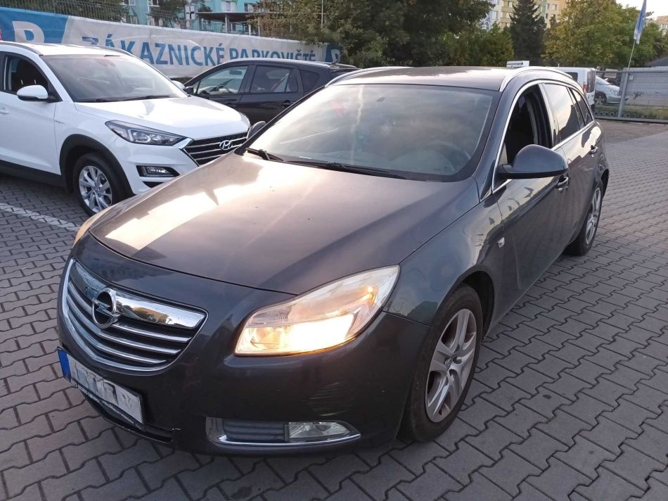 Opel Insignia - 2011