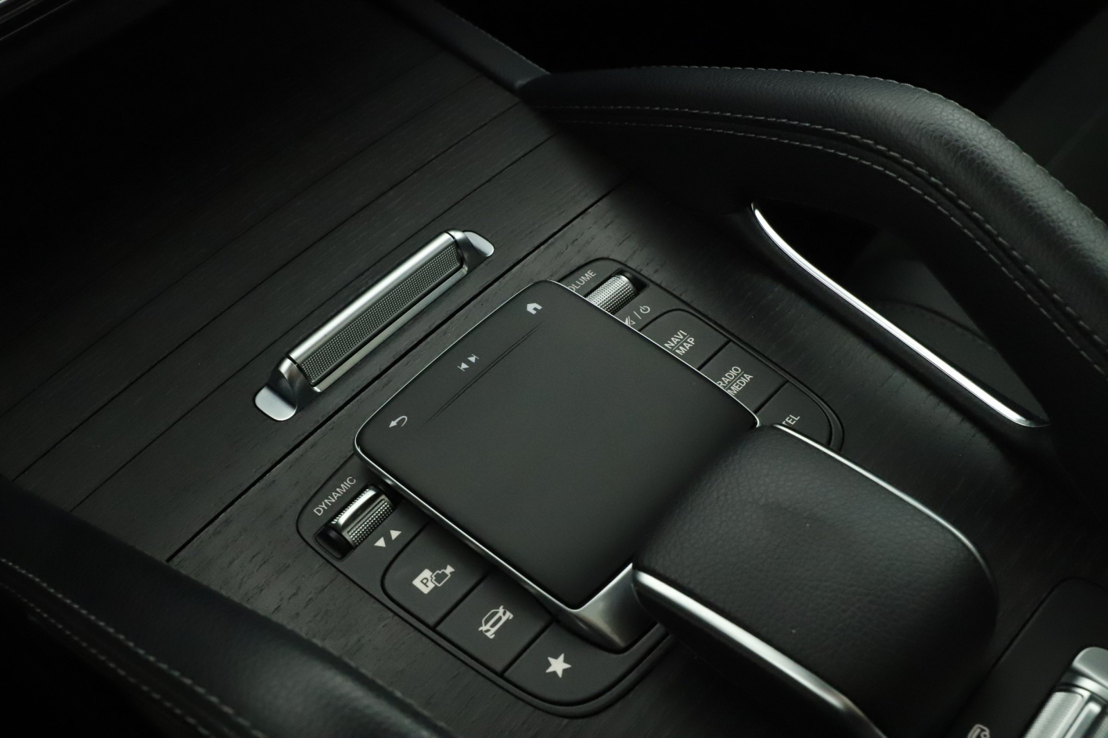 Mercedes-Benz GLE - 2021