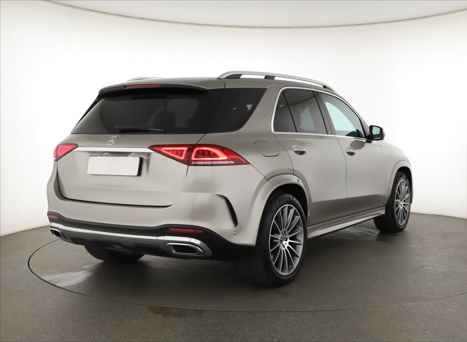 Mercedes-Benz GLE - 2021