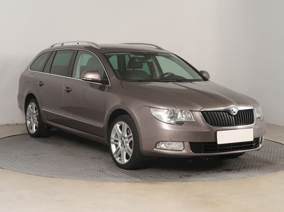 Skoda Superb - 2010