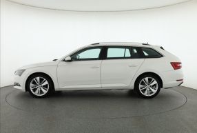 Skoda Superb - 2019