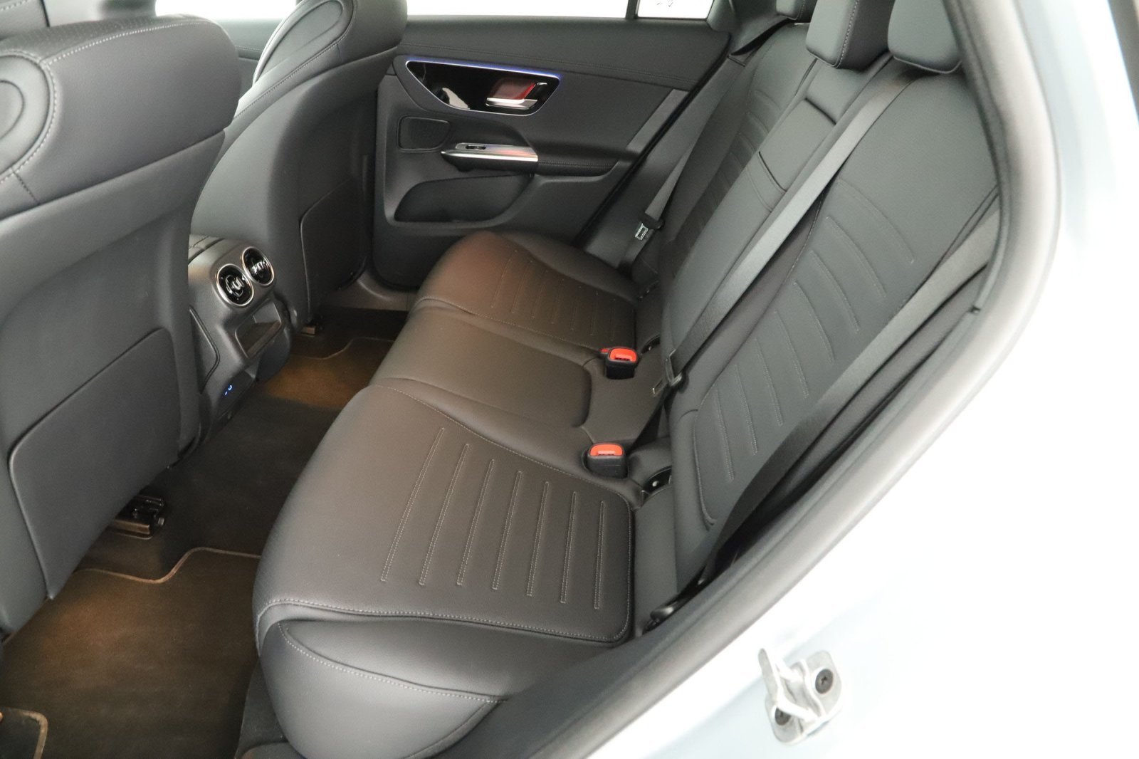 Mercedes-Benz GLC - 2025