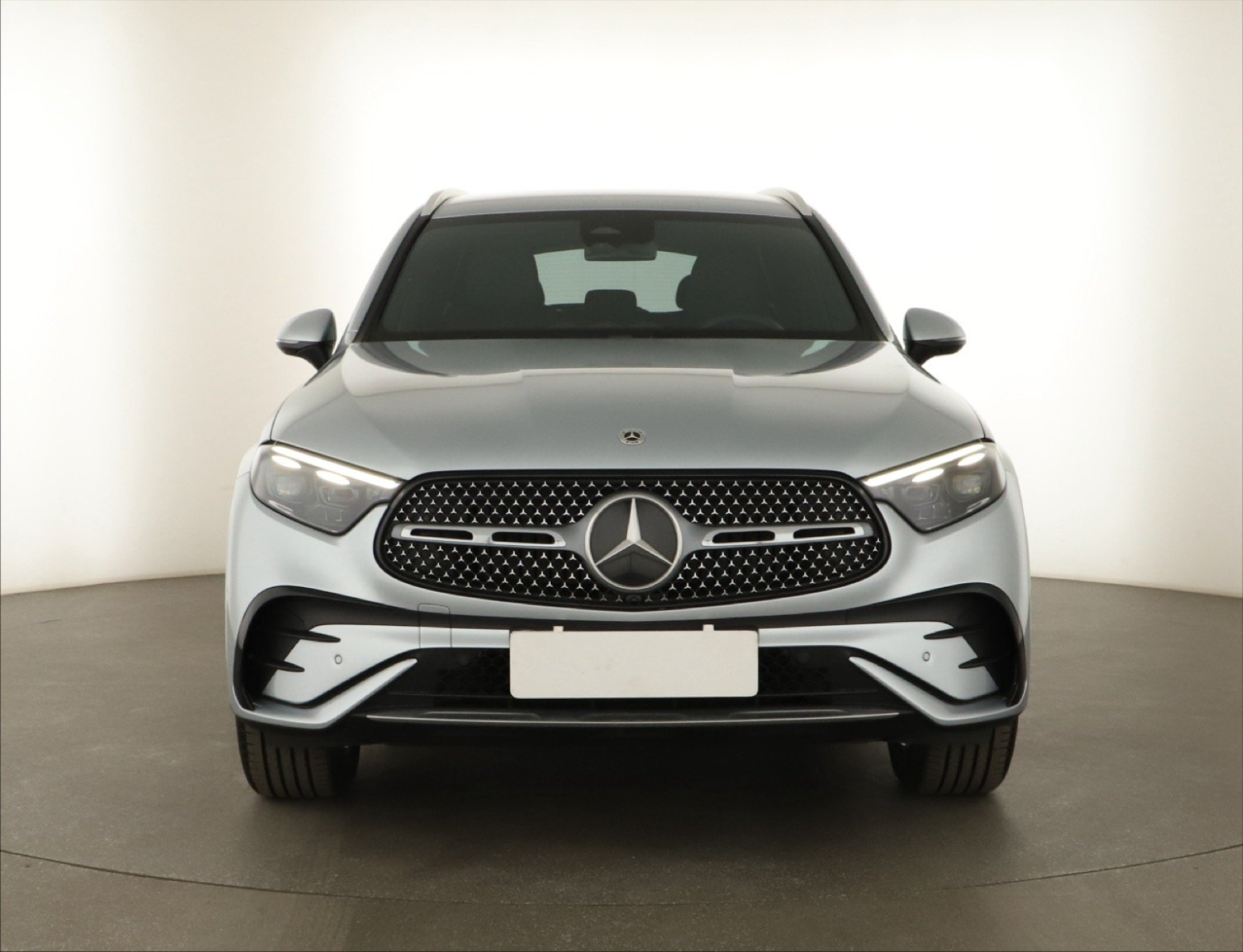 Mercedes-Benz GLC - 2025