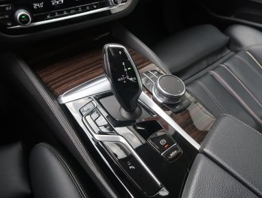 BMW 5 - 2020