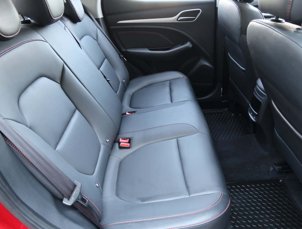 MG ZS SUV