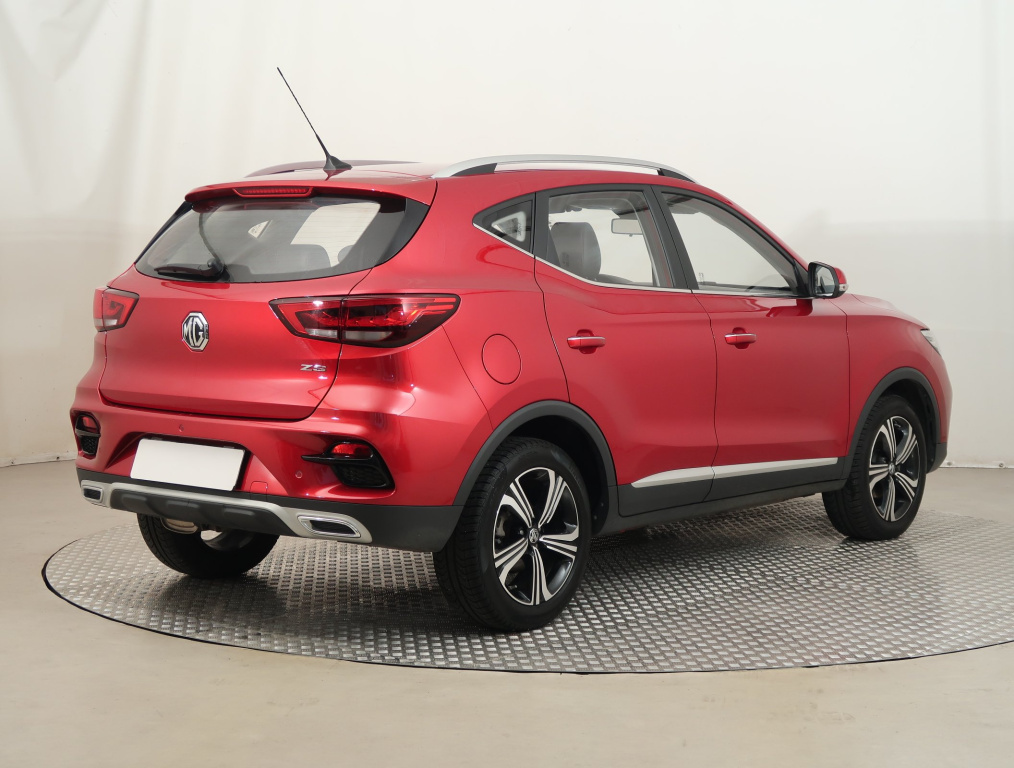 MG ZS SUV