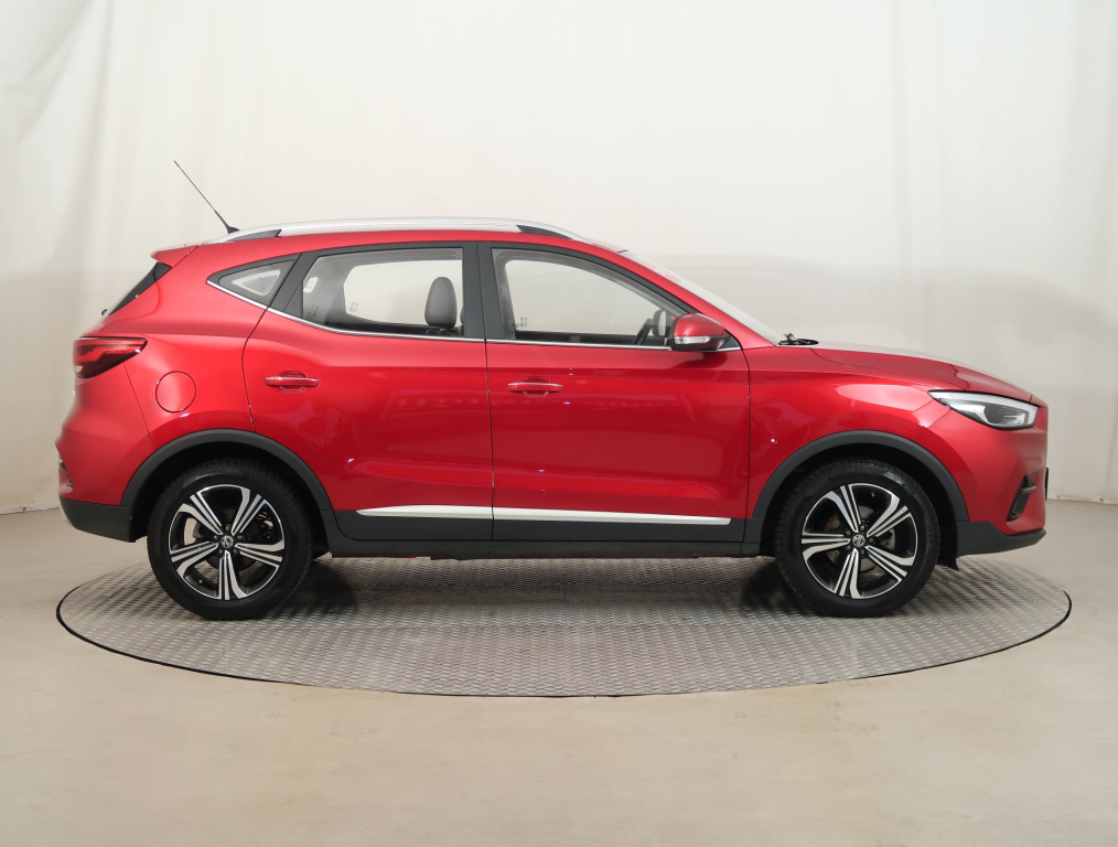 MG ZS SUV