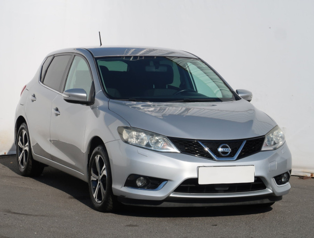 Nissan Pulsar 2015