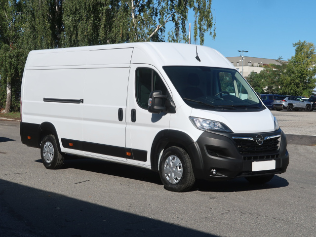 Opel Movano 2022