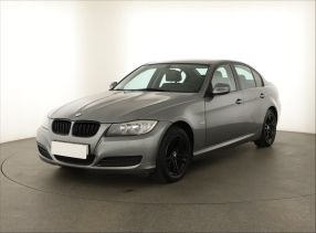 BMW 3 - 2010