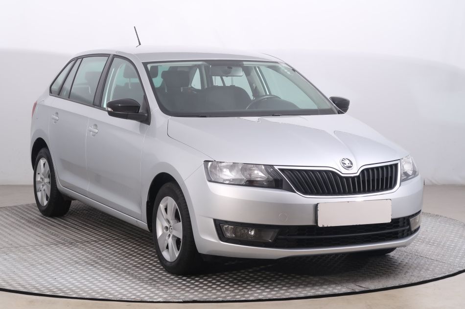 Skoda Rapid Spaceback - 2015