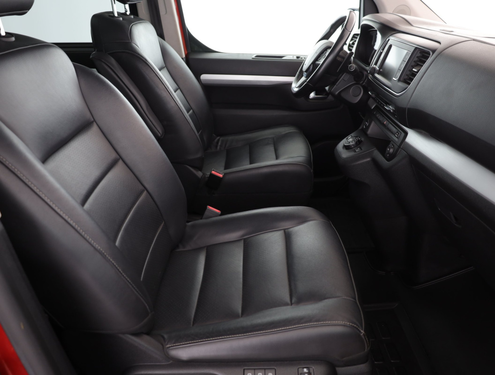 Peugeot Traveller