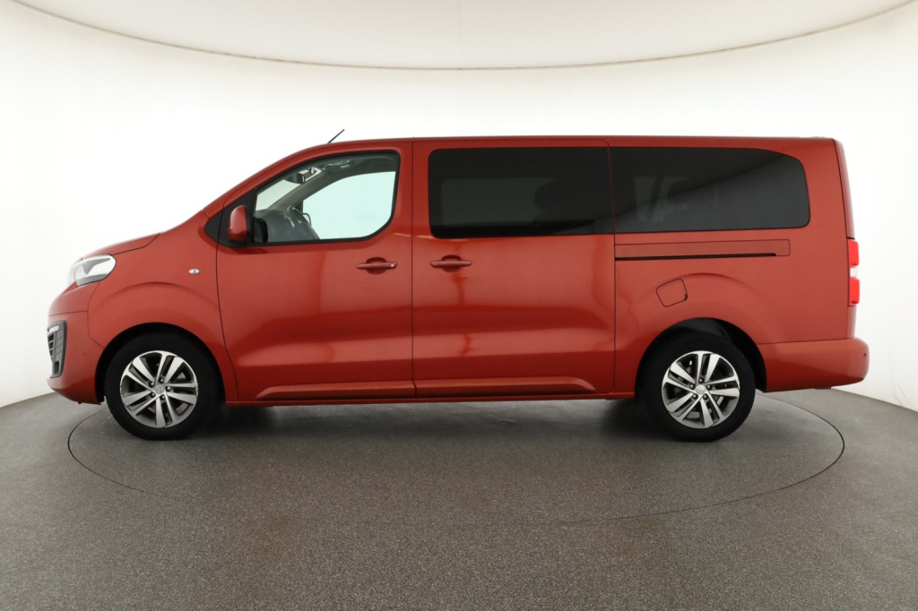 Peugeot Traveller