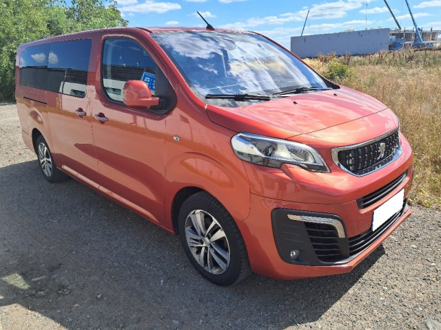 Peugeot Traveller 2017