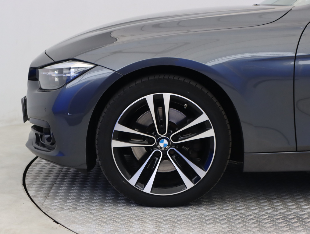 BMW 3