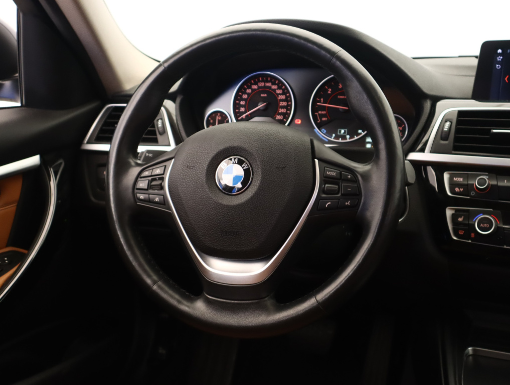 BMW 3