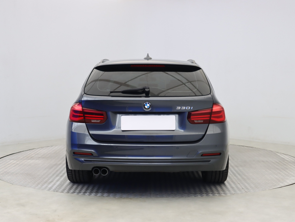 BMW 3