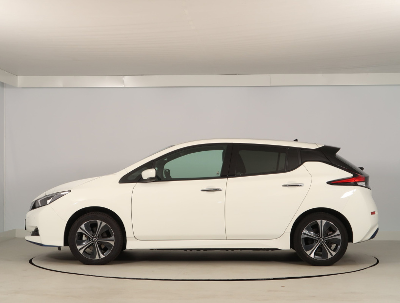 Nissan Leaf, 2020